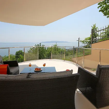 Apartament Camelia *